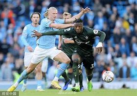 曼城训练开放日，赛前遗憾出局引欢呼，法国杯在即，临场指挥获称赞